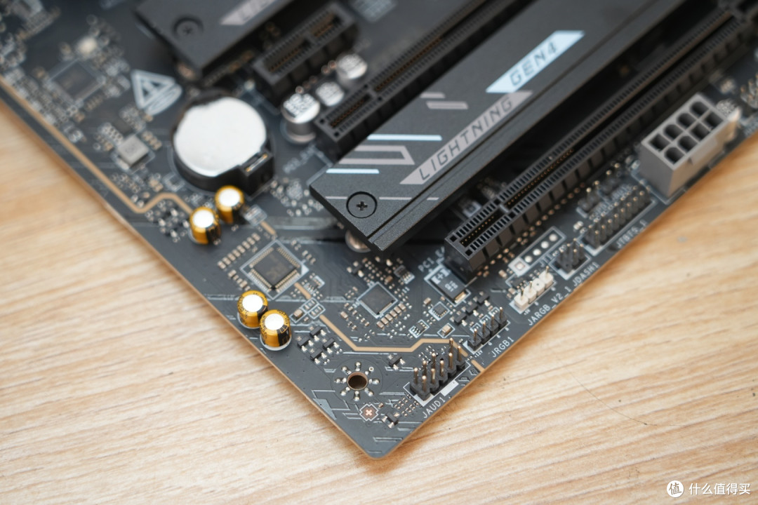 稳扛旗舰U满负载 微星Z890 GAMING PLUS WIFI6E千元神板体验