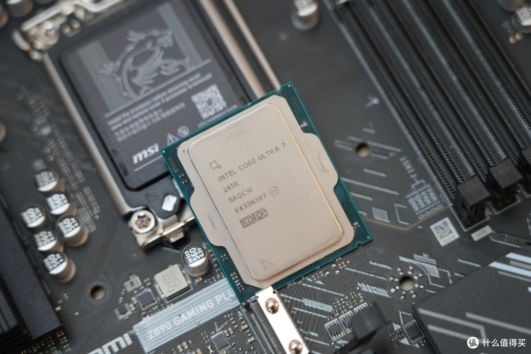 稳扛旗舰U满负载 微星Z890 GAMING PLUS WIFI6E千元神板体验