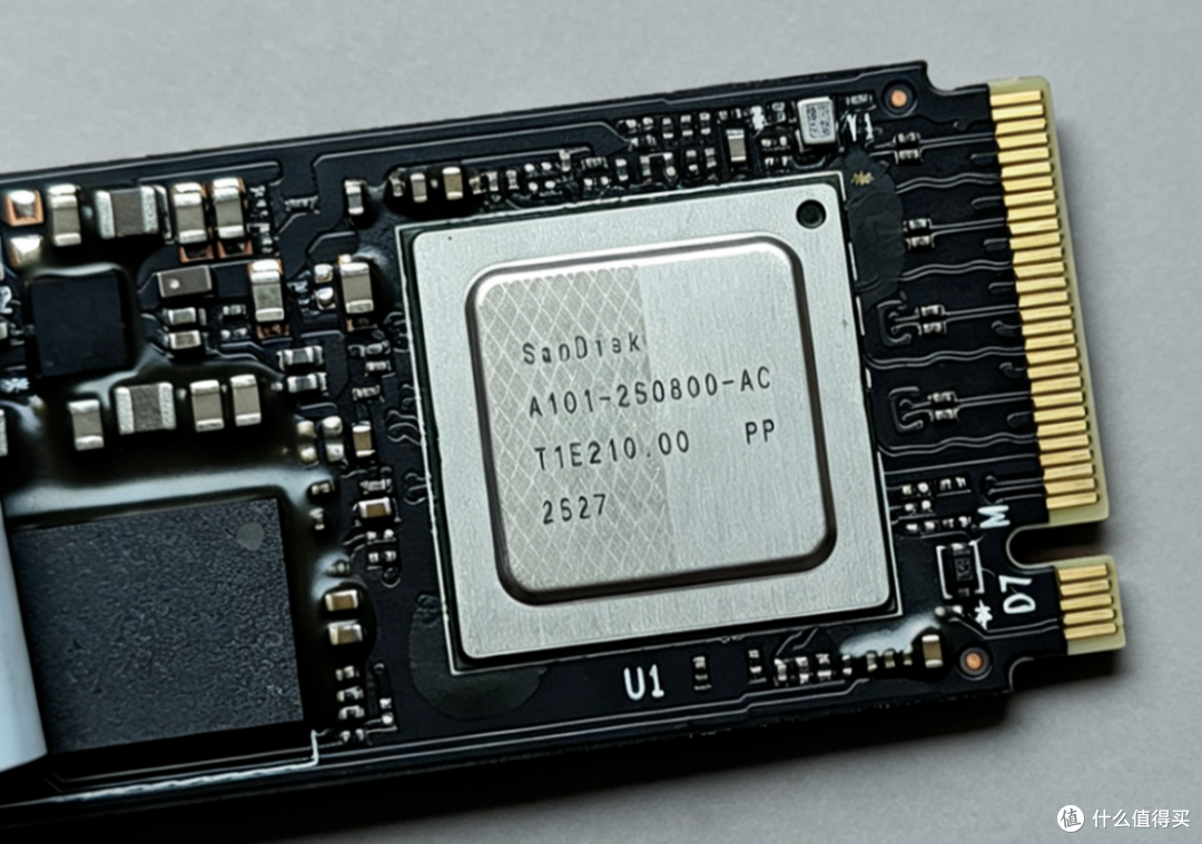 1.5万MB/S读速的消费级硬盘？价格....闪迪GX Pro 8100测评!
