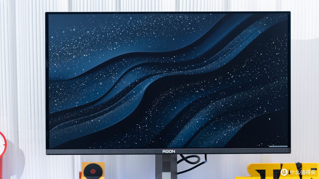 4K 240Hz 的 QD-OLED 天花板：AGON 昊天 Max AG326UZD2 评测
