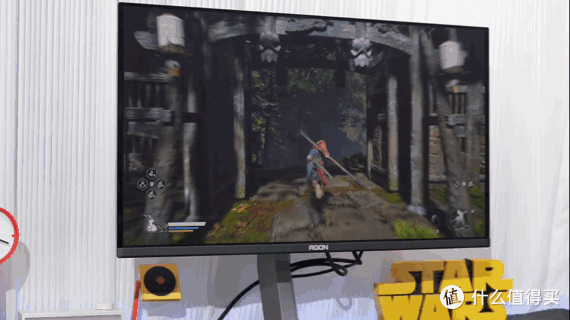 4K 240Hz 的 QD-OLED 天花板：AGON 昊天 Max AG326UZD2 评测