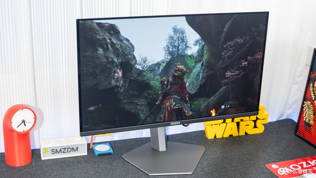 4K 240Hz 的 QD-OLED 天花板：AGON 昊天 Max AG326UZD2 评测
