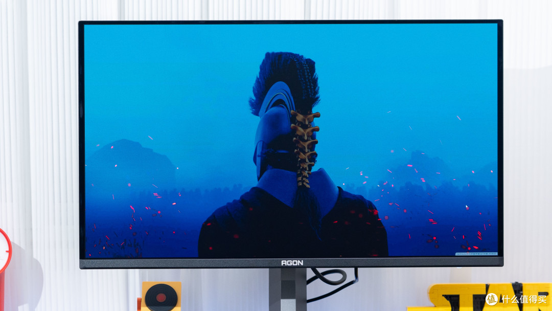 4K 240Hz 的 QD-OLED 天花板：AGON 昊天 Max AG326UZD2 评测