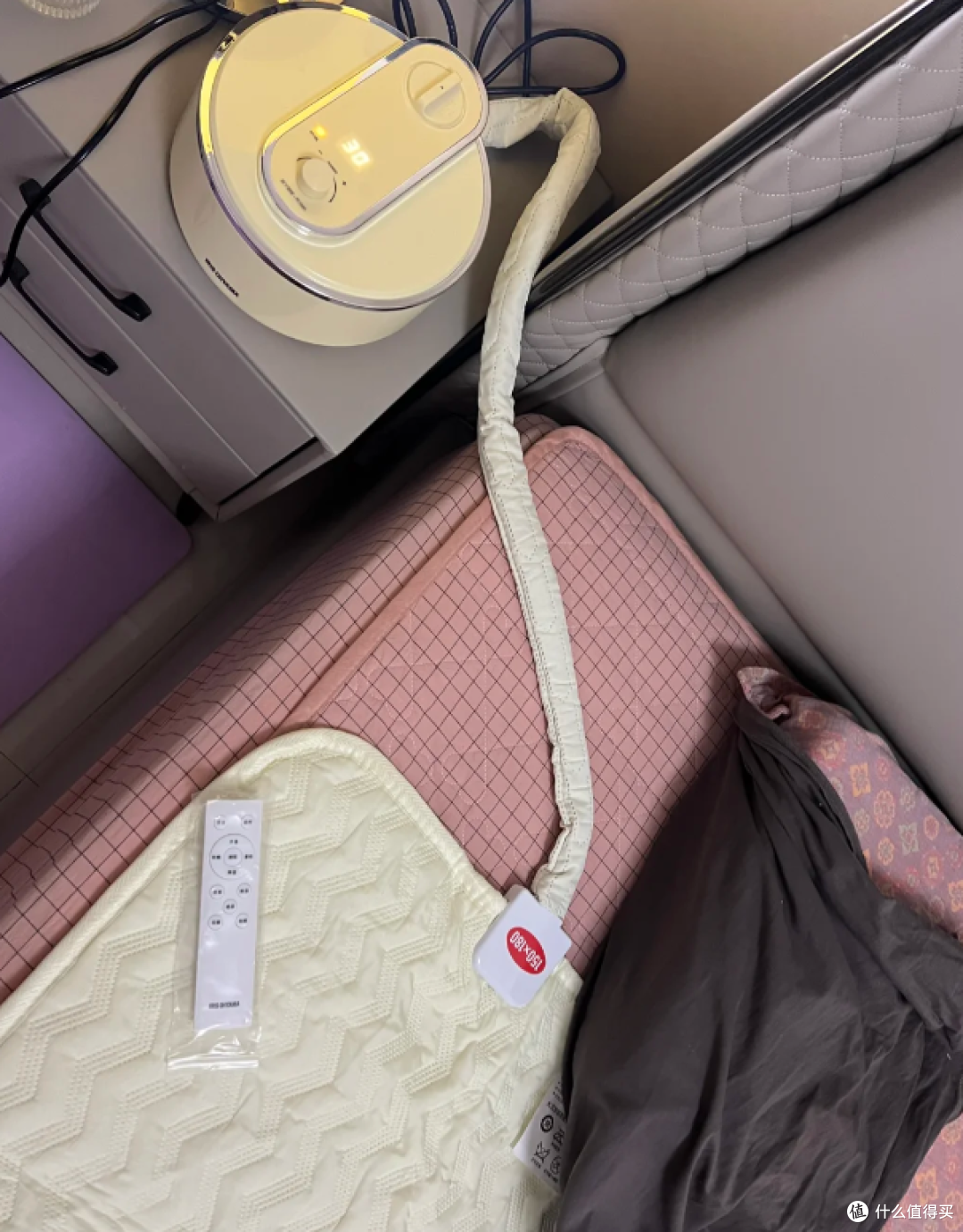 电热毯和水暖毯,究竟哪个值得投入?看完你就一目了然了