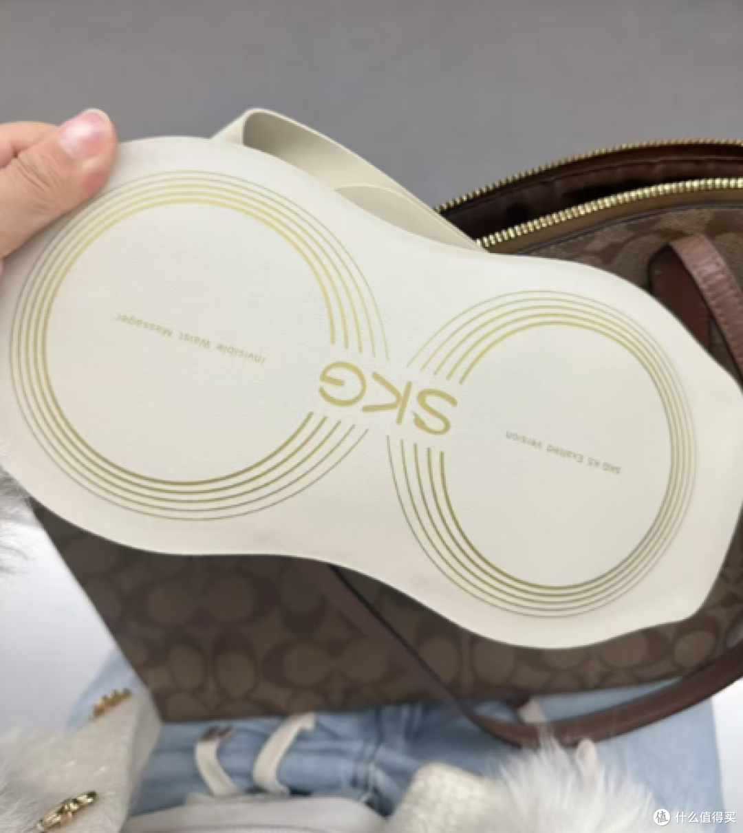 坐班几年腰快废了，唯品会379入手的SKG真香了