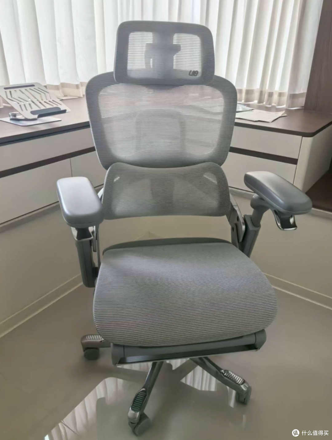 3000元电竞椅推荐：桶椅坐废了腰，我换这三把工学椅实测