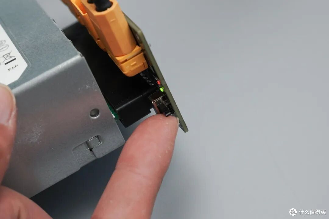 盘活闲置服务器电源,京造 136W 双引线车充改造分享