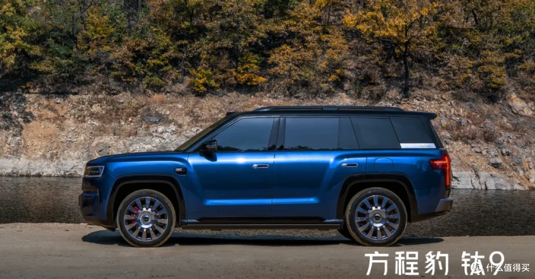 比亚迪大六座SUV下月上市：纯电310km、馈电6.4L，云辇-P都给了