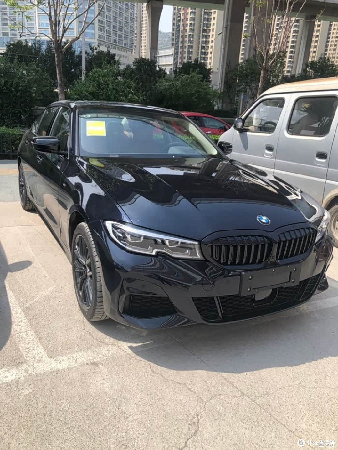 330Li是均衡的后驱轿车