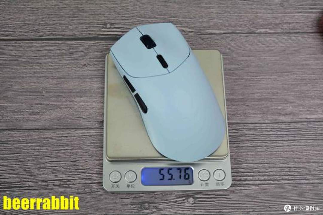 雷柏 VT二代7系V2电竞鼠标深度评测：万金油轻量化竞技新选择