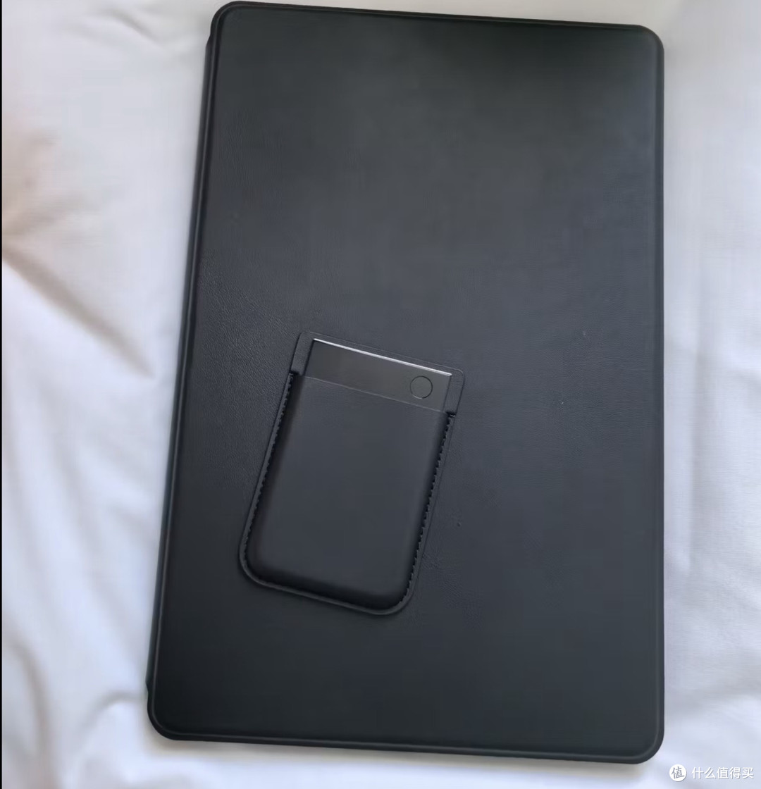 花1000块买的Plaud Note Pro，录完还得连电脑，后面一直在家吃灰