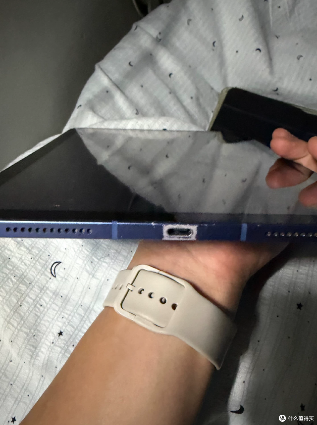 原价5999元插卡版iPad10流入二手鱼！A14+256GB要价1474元能买吗