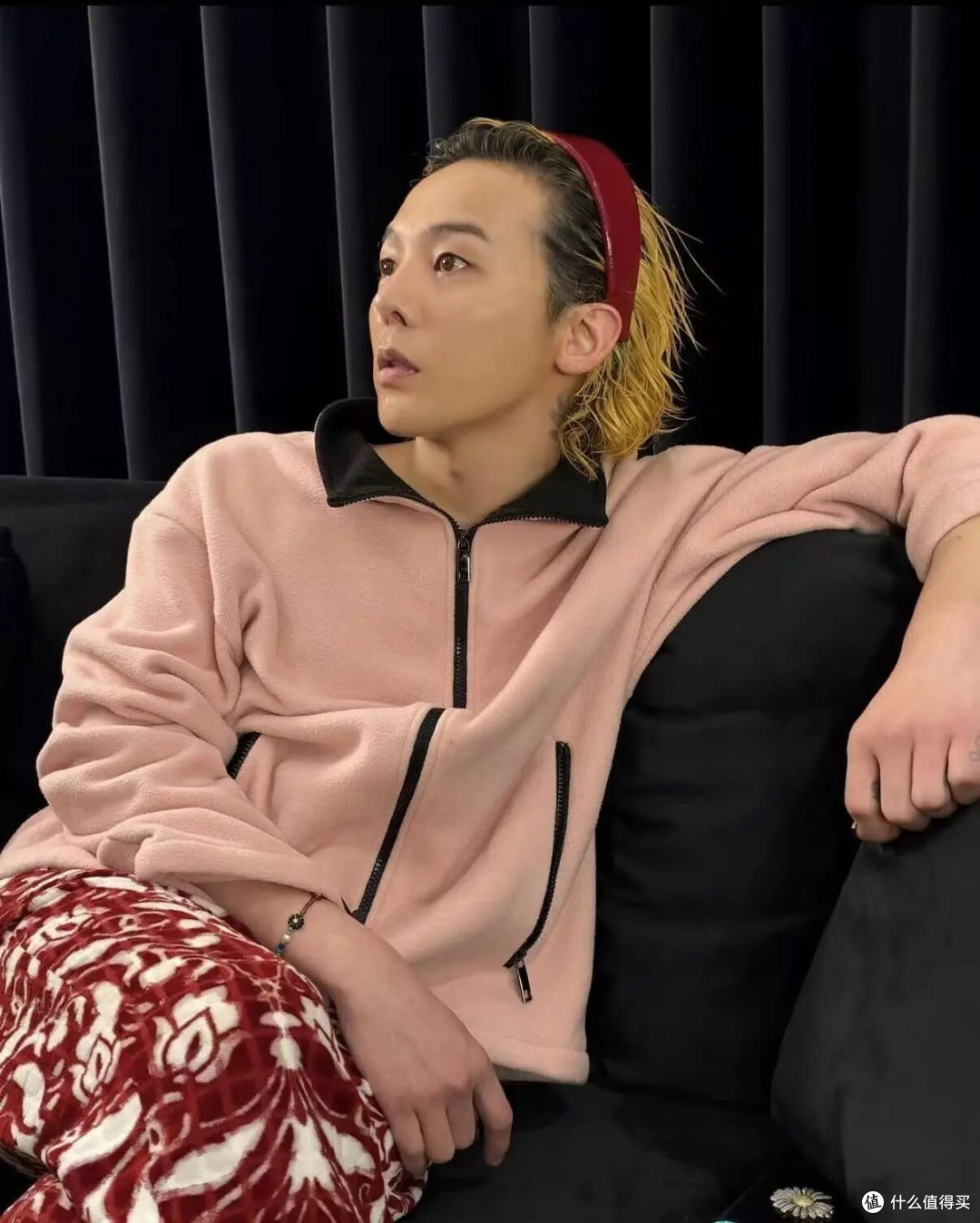 权志龙又带火一件摇粒绒!保暖这事,趁着双11重视起来