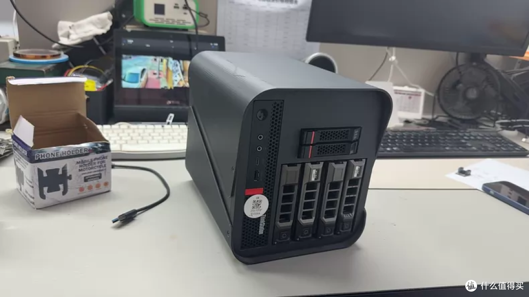 低成本多盘存储方案,3 套 1L 迷你主机 3D 打印魔改分析