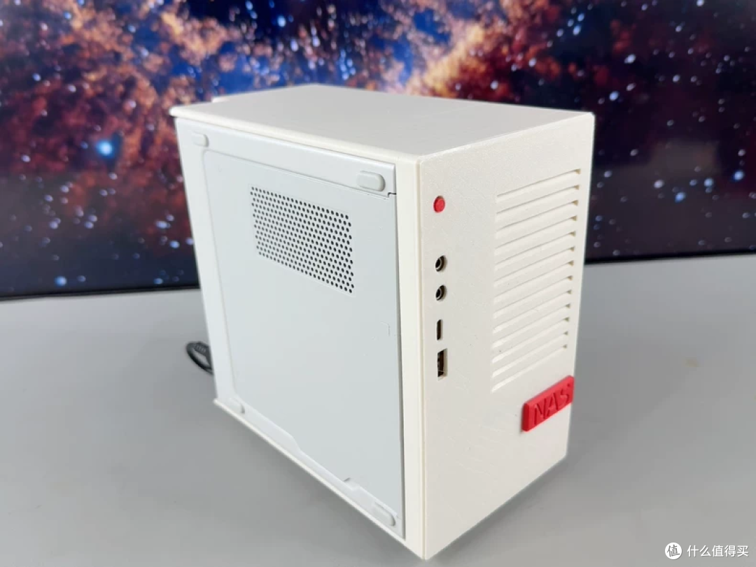 低成本多盘存储方案,3 套 1L 迷你主机 3D 打印魔改分析