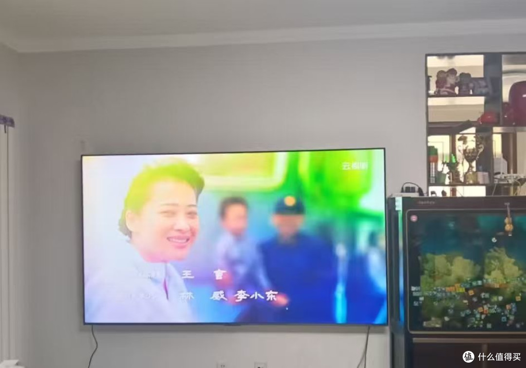 98寸我等它装机那天才下单,装完坐下来,这趟没白等