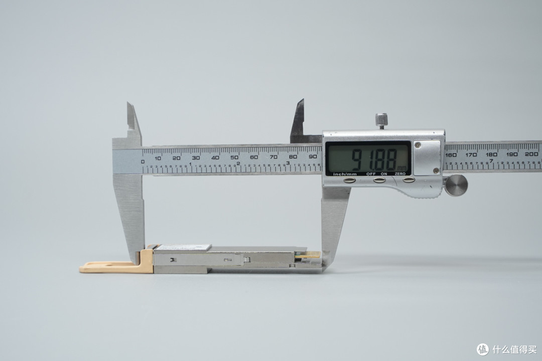 标准QSFP‑DD封装,HPE 800G AOC光模块拆解