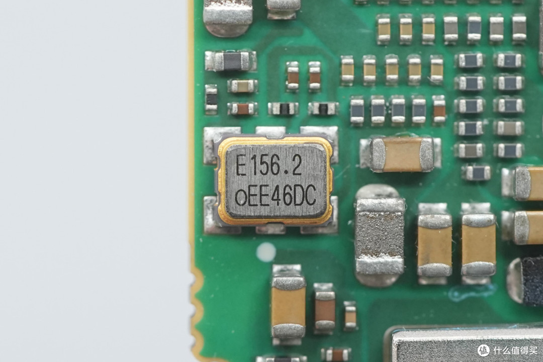 标准QSFP‑DD封装,HPE 800G AOC光模块拆解