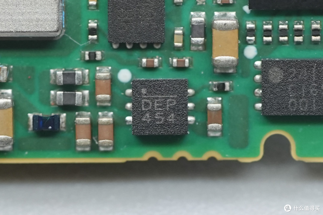 标准QSFP‑DD封装,HPE 800G AOC光模块拆解