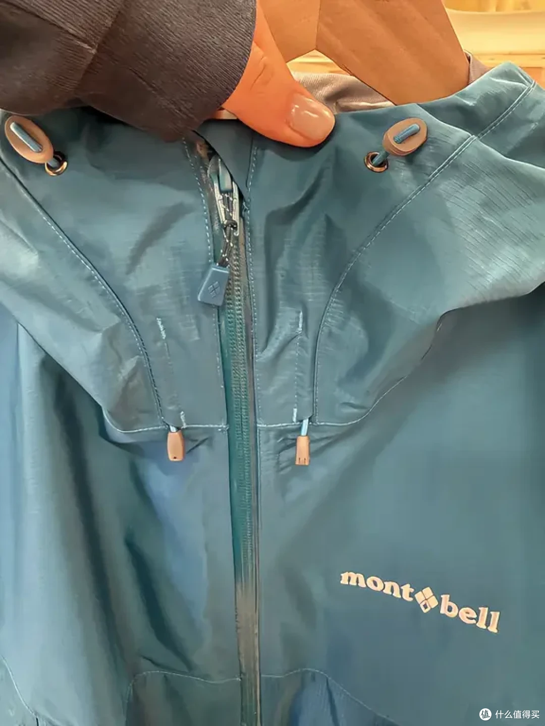 同一个mont·bell两副面孔?双11户外冲锋衣按这个思路选