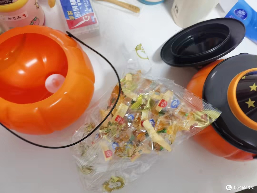 万圣节“讨糖神器”已就位!会发光的南瓜罐,娃提着不撒手