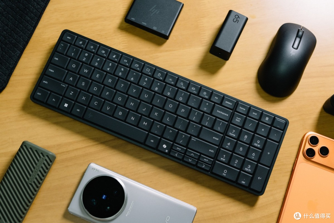 HP EliteBoard G1a评测:一块“键盘”走天下,移动办公新思路