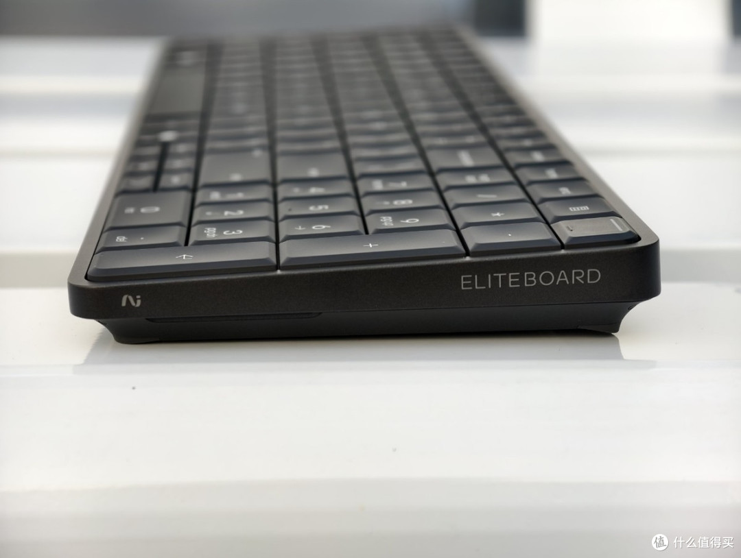 HP EliteBoard G1a评测:一块“键盘”走天下,移动办公新思路