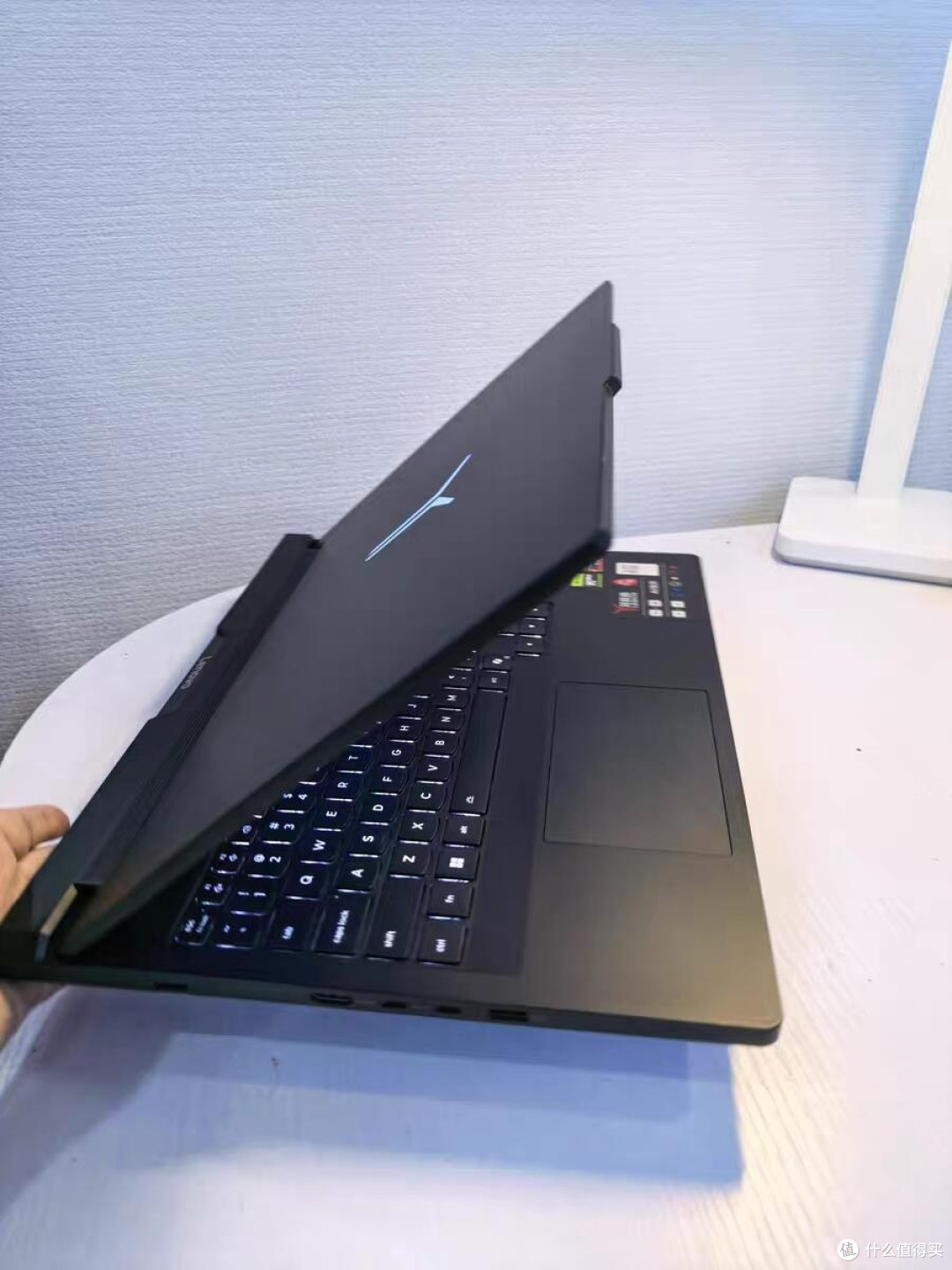 联想R9000P实战现代战争4