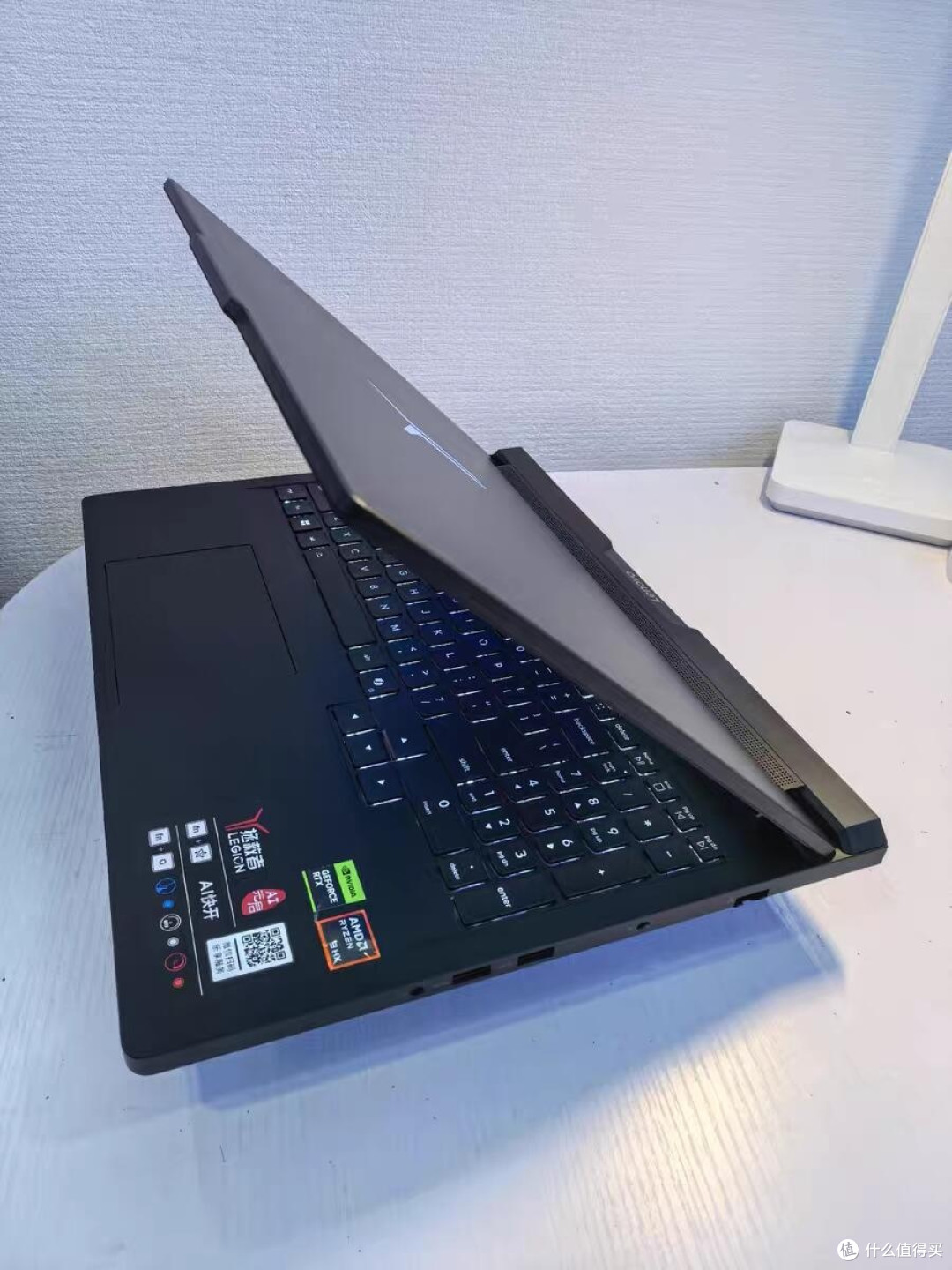 联想R9000P实战现代战争4