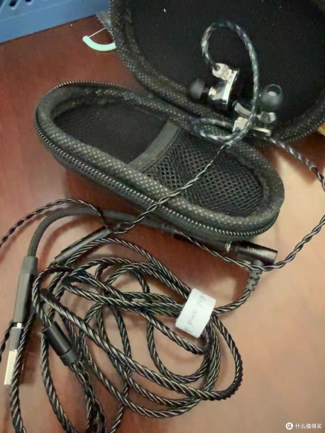 兴戈EG280双单元电竞耳机沉浸体验游戏