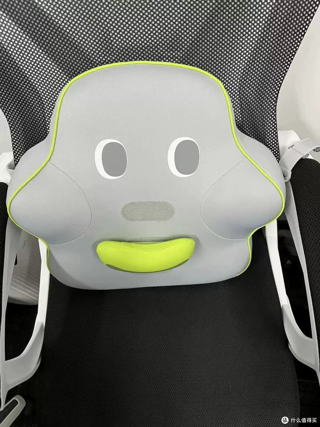 久坐腰救星怎么挑?4 款热门靠垫实测,别再交智商税