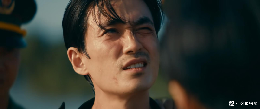 《空枪》：一把没子弹的枪，和一场没能落地的野心
