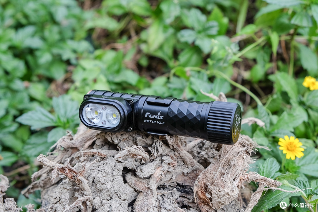 既是头灯也是手电,Fenix HM71R V2.0把工业照明的痛点都解了