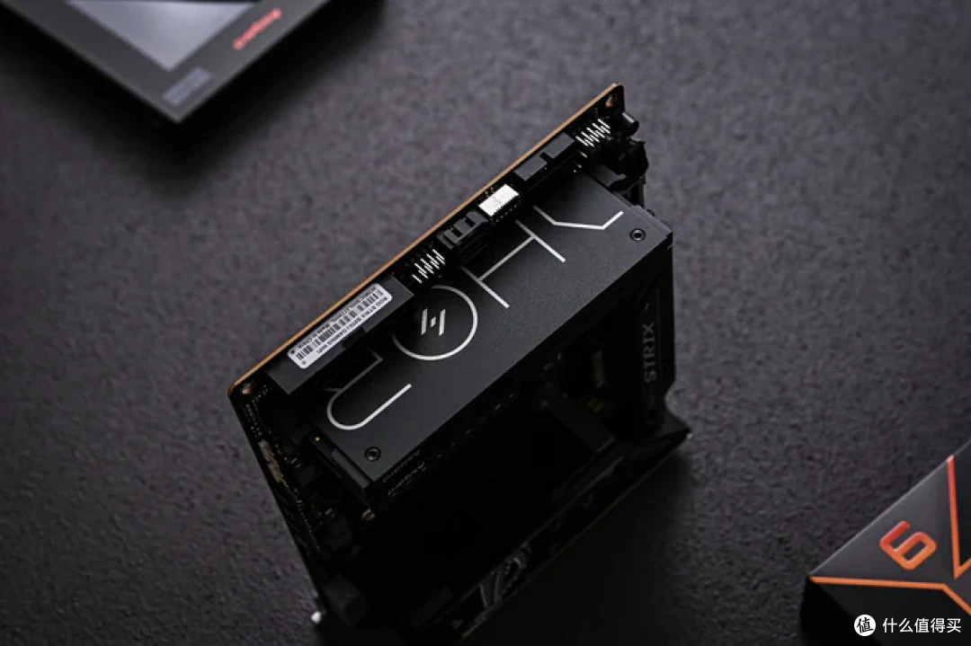 双平台高性能低时序——阿斯加特雷神索尔DDR5 6000 C26开箱简测