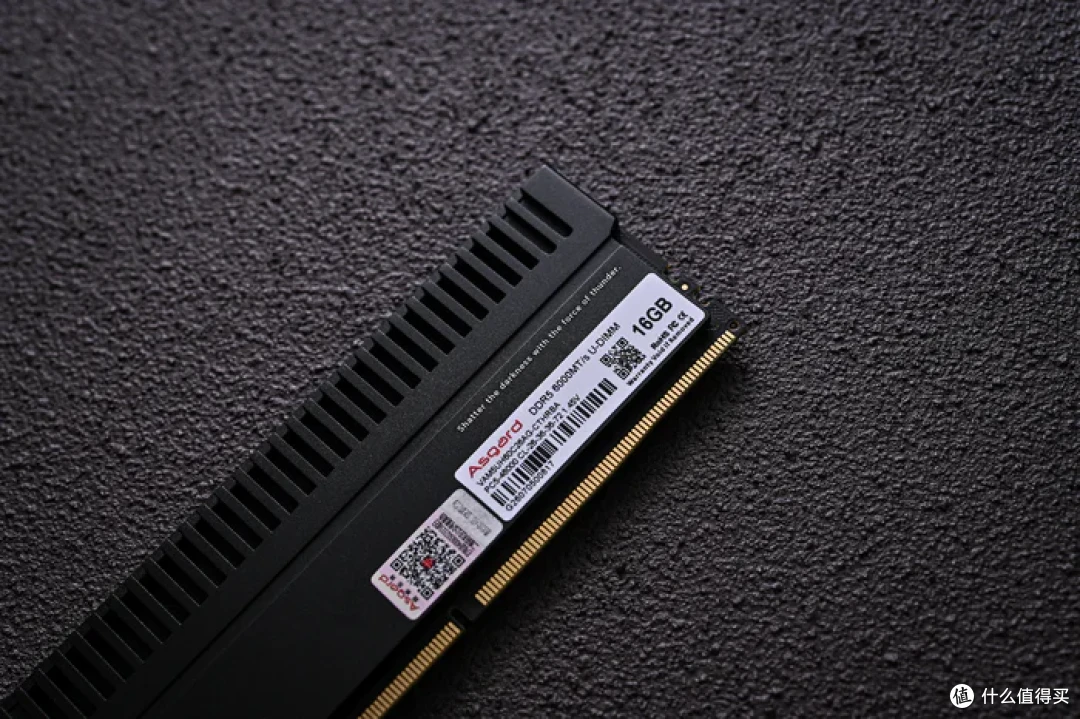 双平台高性能低时序——阿斯加特雷神索尔DDR5 6000 C26开箱简测