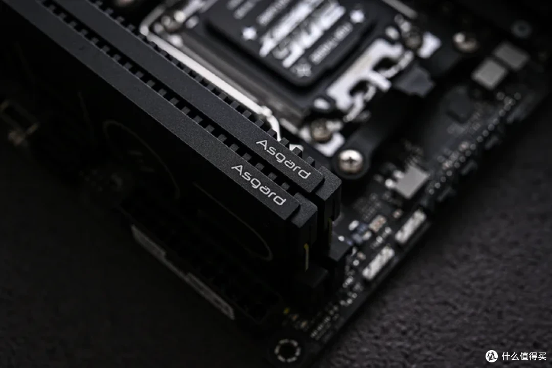 双平台高性能低时序——阿斯加特雷神索尔DDR5 6000 C26开箱简测