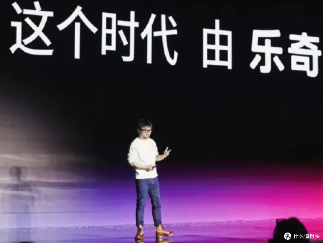 全彩 AI 眼镜 4999 元起，Rokid 说这是眼镜的 iPhone 时刻