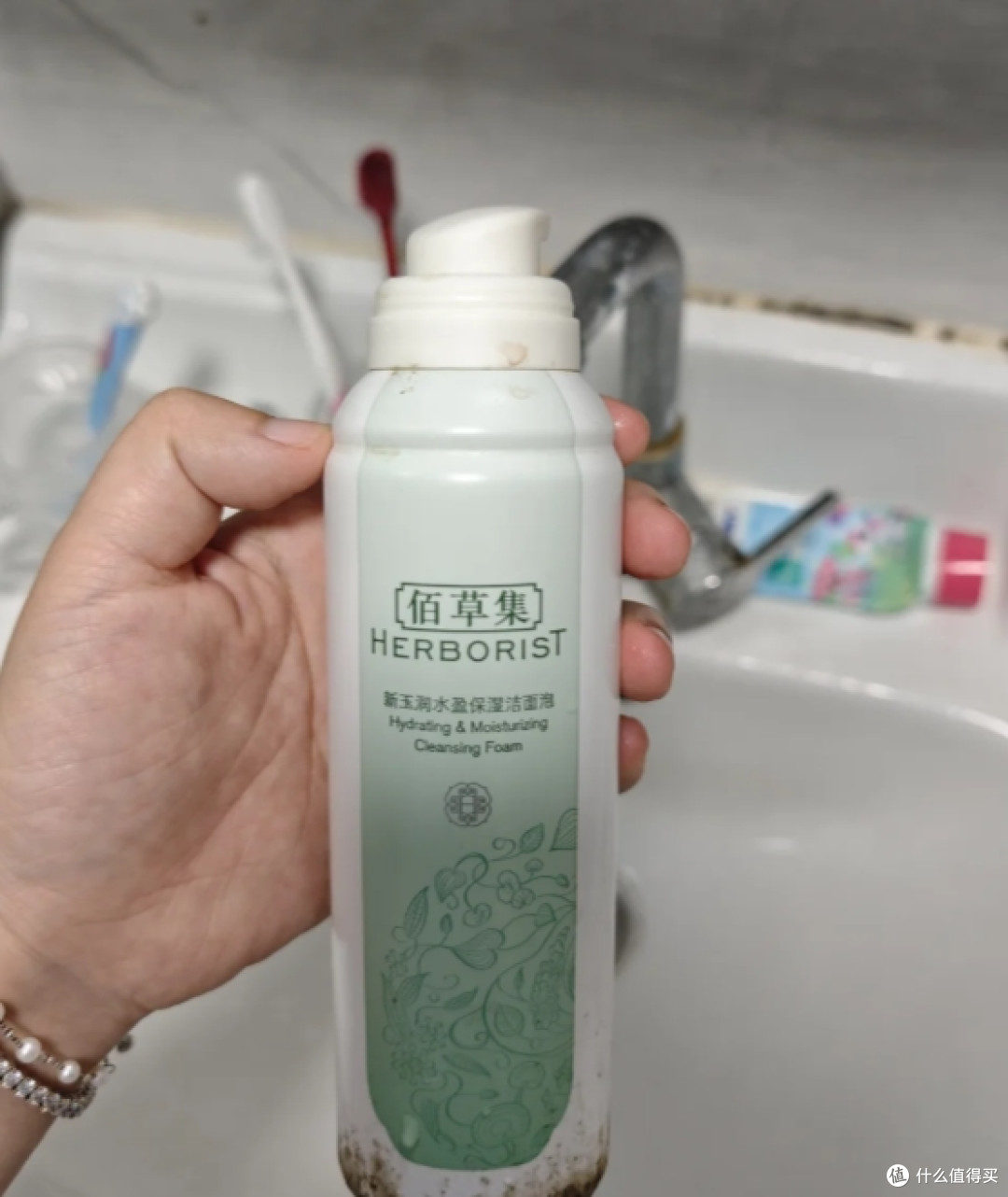 混油皮洁面空瓶记:氨基酸洁面场景种草,洗卸养别只盯“洗干净”