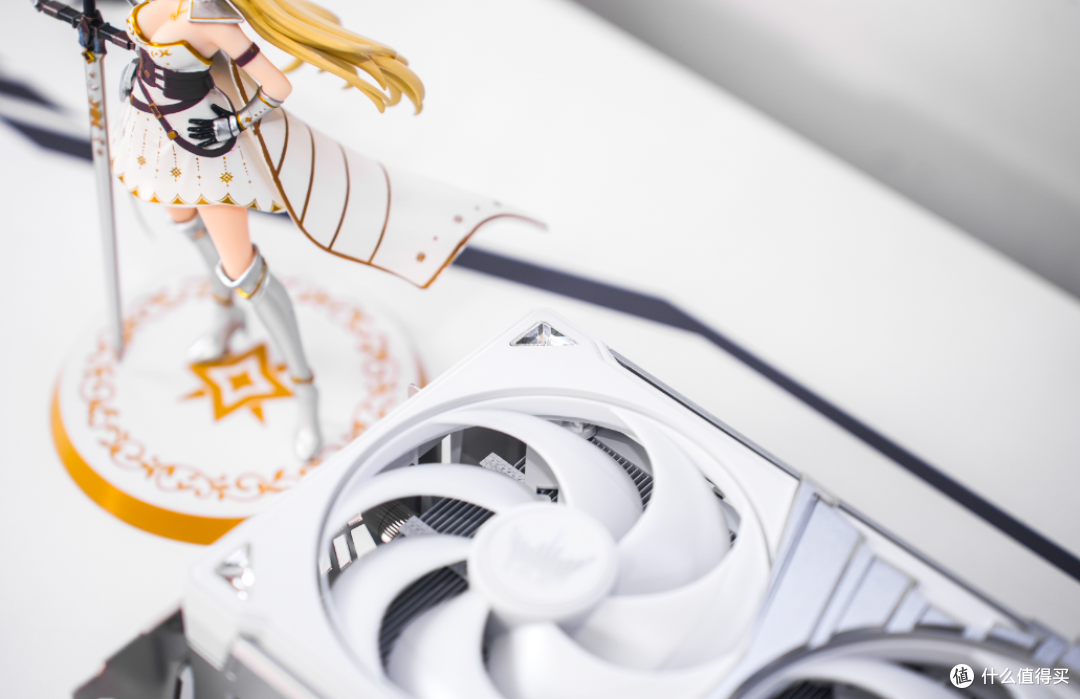 重新定义纯白旗舰显卡新标杆！影驰RTX 5080 HOF Extreme上手实测