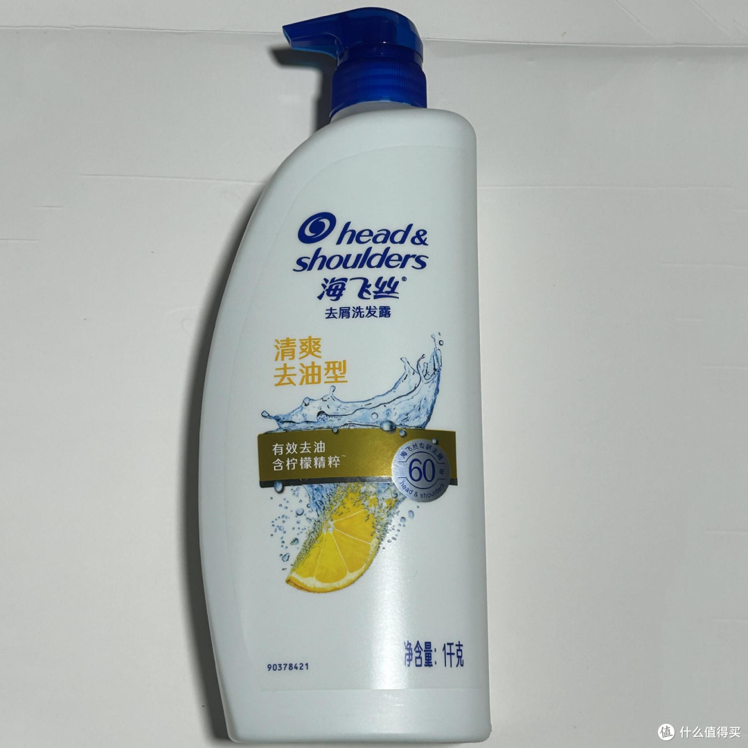 头油头屑反复别乱冲!4 款热门洗发水实测,分清温和款和猛药款