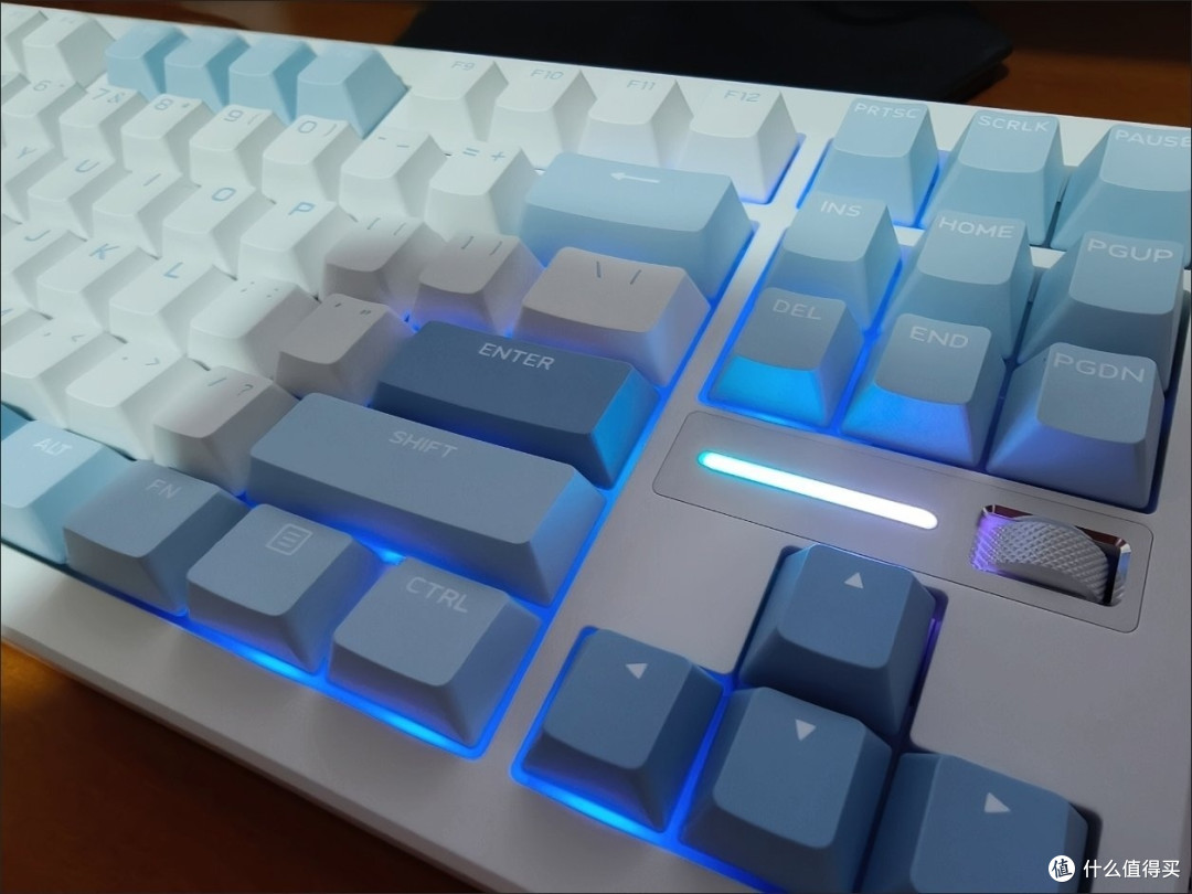 迈从G87 V2长时间游戏体验评测