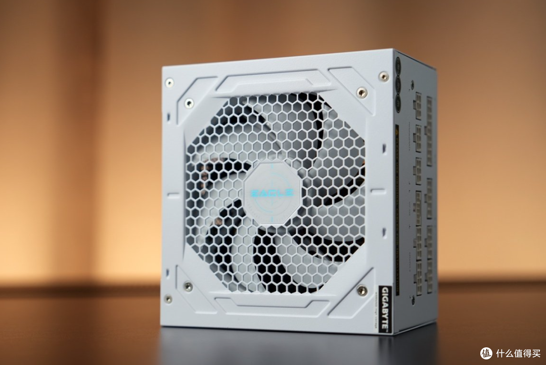 X3D 游戏主机装机清单:技嘉这套主板显卡电源组合可以直接抄