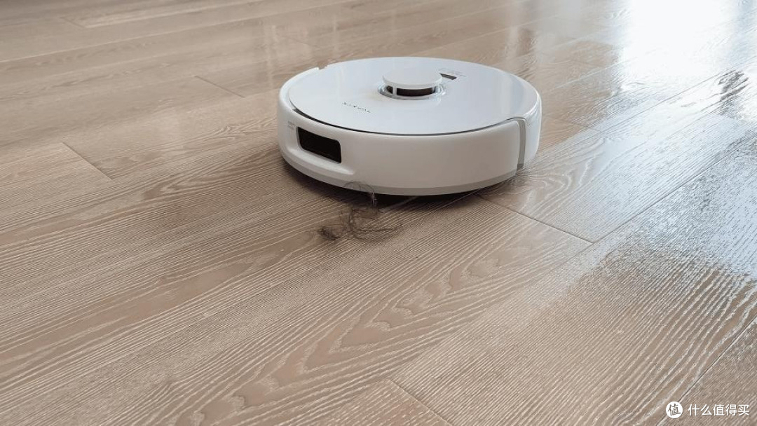 扫地机器人新品:首发入手还是蹲大促降价