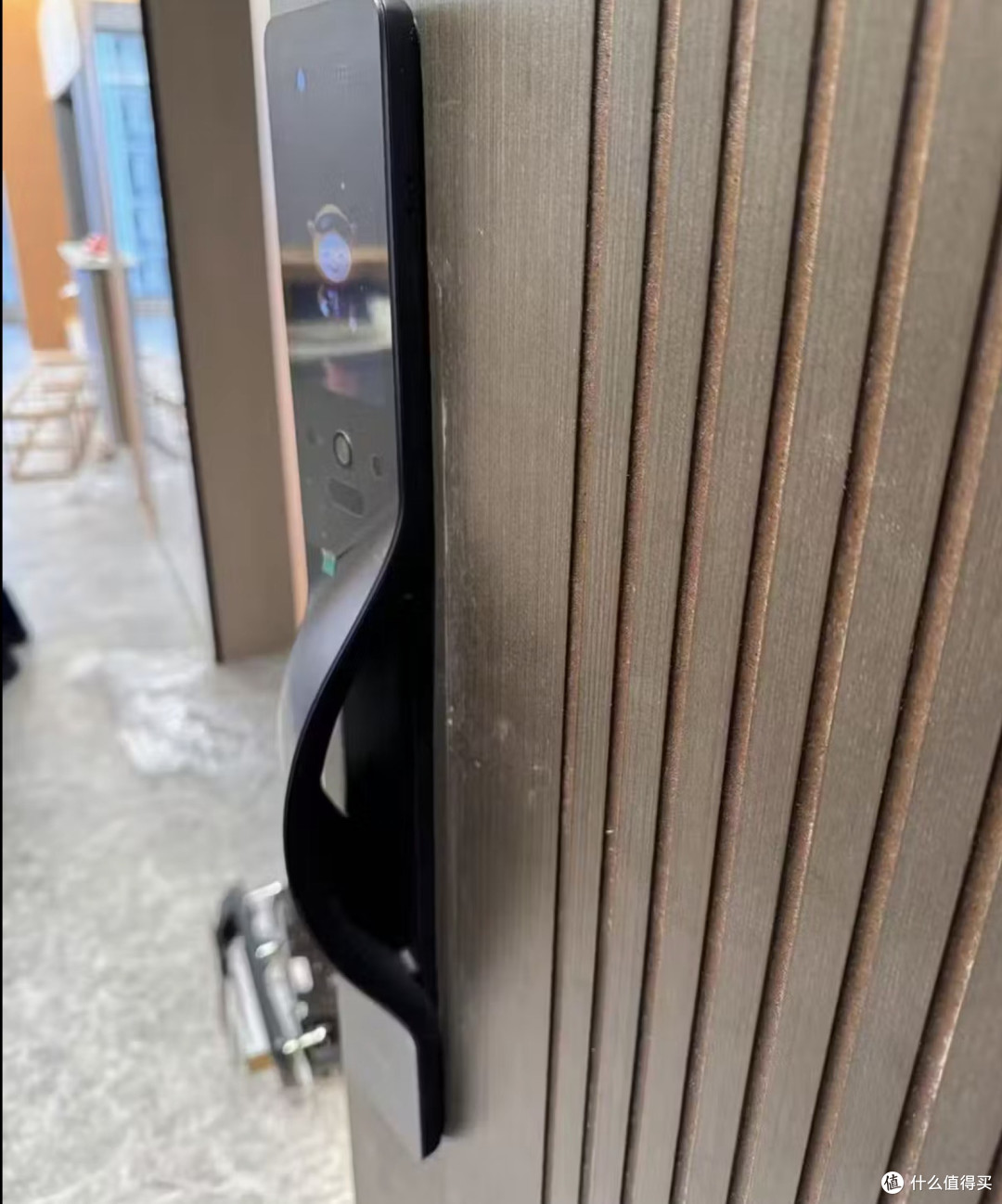 4180元买的鹿客V7Max,乔迁就把我锁在门外,拆开一看电机全是锈