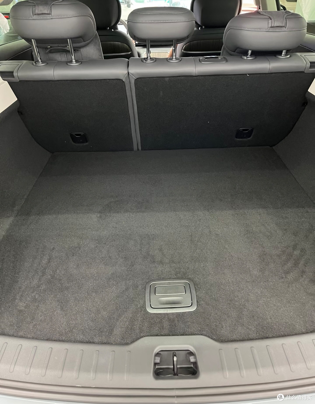 越级满配家用SUV，零跑C11驾驶体验