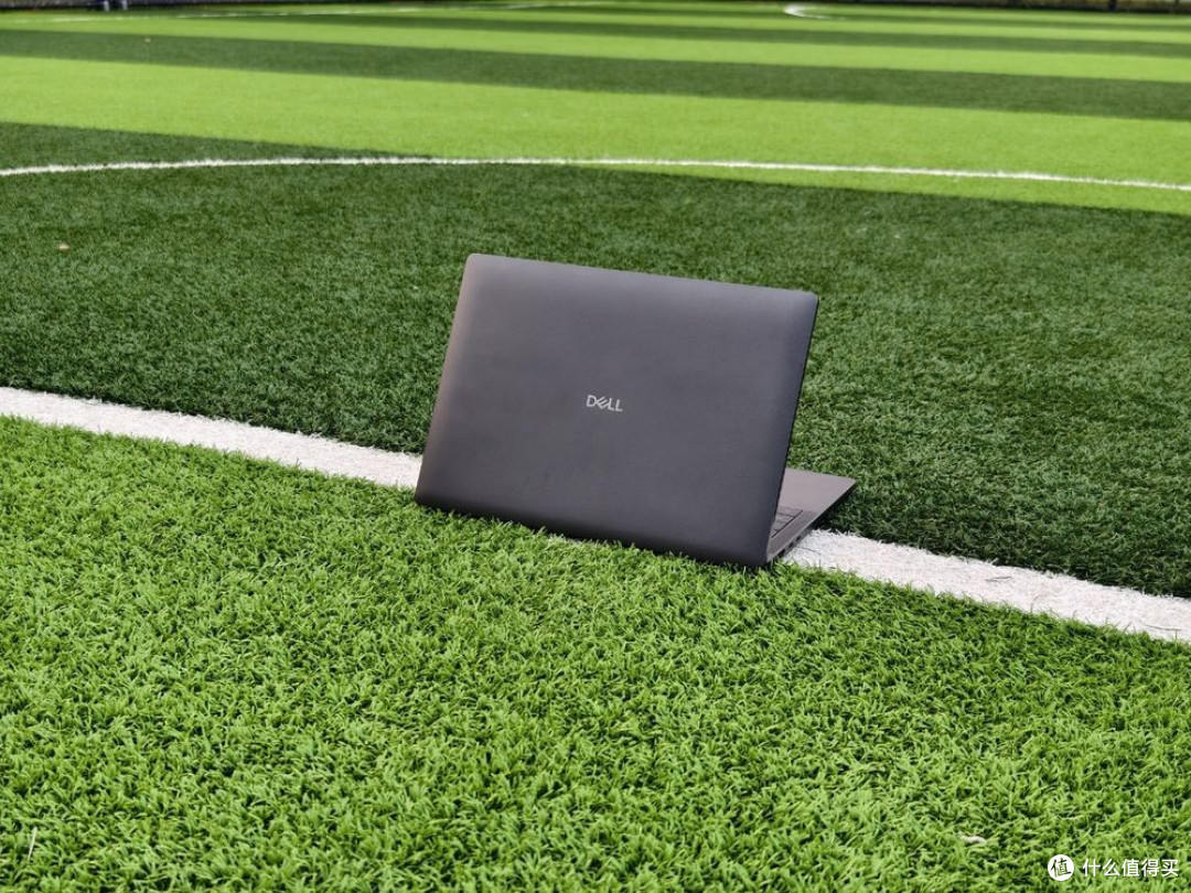 Dell Pro 14 Premium 2026评测:耐用与优雅的双重兼顾