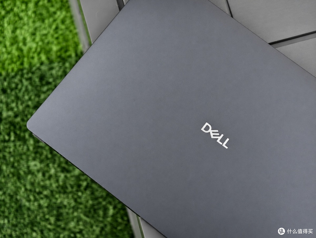 Dell Pro 14 Premium 2026评测:耐用与优雅的双重兼顾
