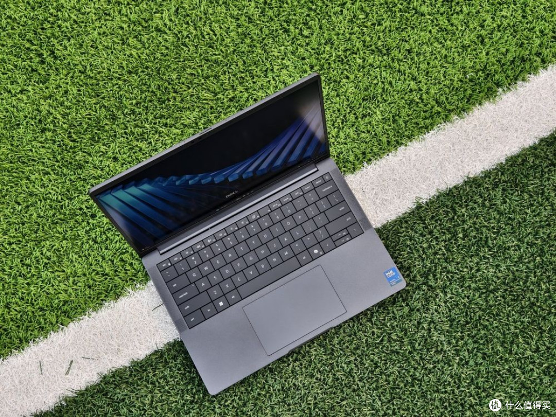 Dell Pro 14 Premium 2026评测:耐用与优雅的双重兼顾