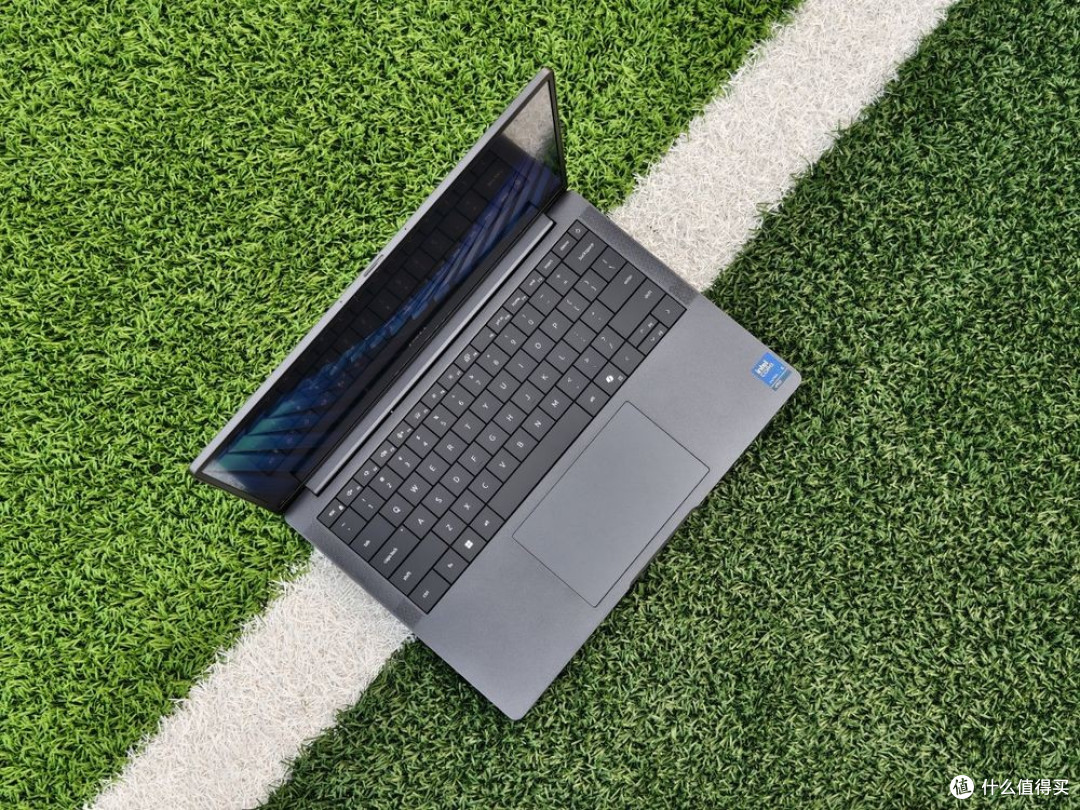 Dell Pro 14 Premium 2026评测:耐用与优雅的双重兼顾