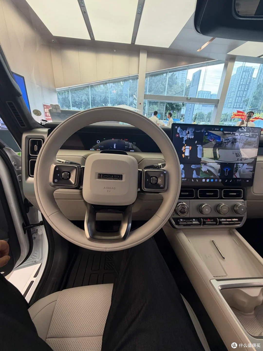 老 V23 车主试驾 iCAR V25:升级挺实在,但有个遗憾得提前说